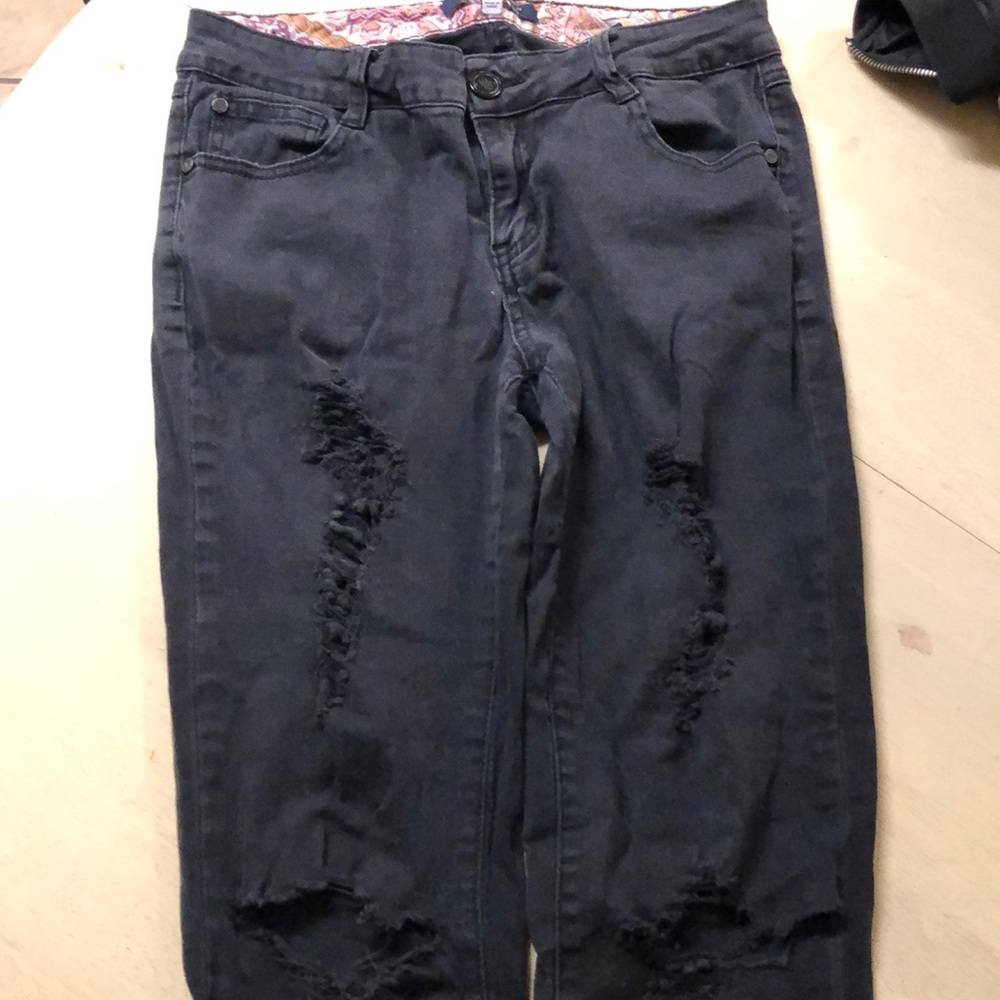 Ripped black jeans